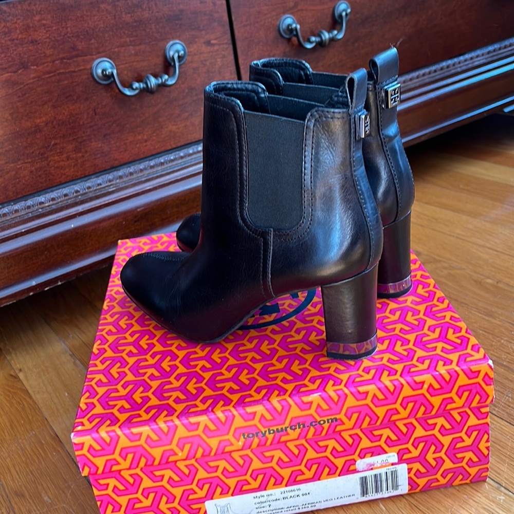 New Tory Burch Black Boots, size 7